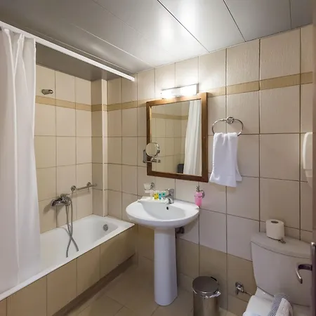 Akrogiali Hotel 2*