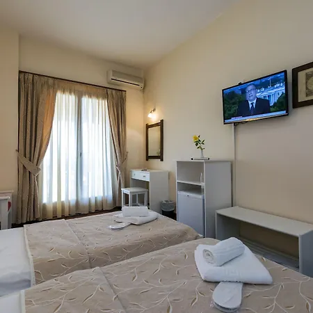 Akrogiali 2* Agios Andreas (Messenia)