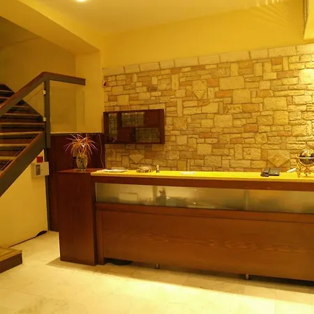Hotel Akrogiali