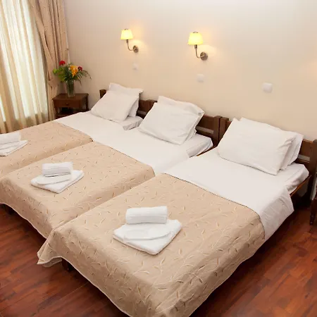 Akrogiali Hotel