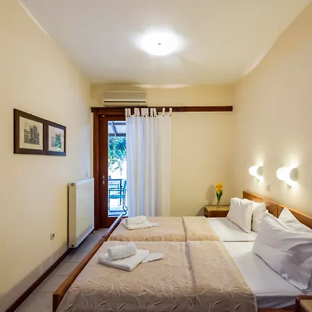 Hotel Akrogiali