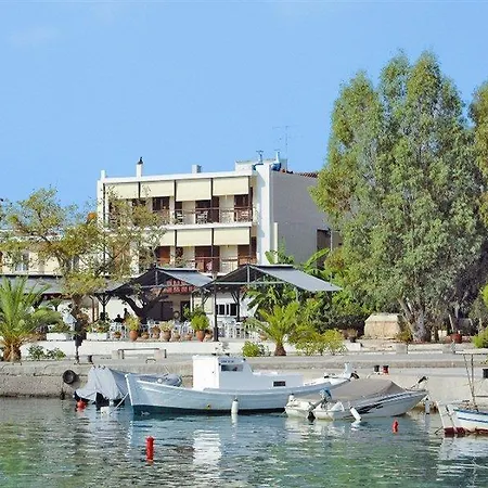 Akrogiali Hotel